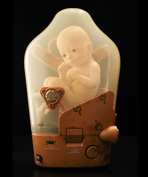 DEATH STRANDING 1/1 Scale BB Pod – Kojima Productions